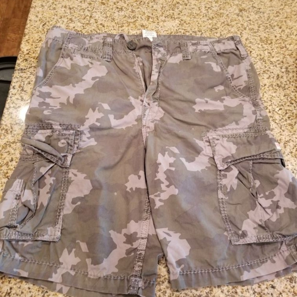 True Religion Gray Cargo Shorts Urban Style